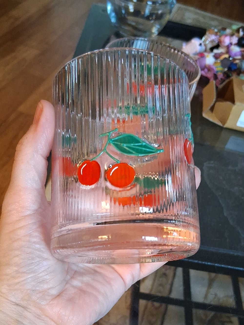 CHERRY GLASSES - Picture 2 of 3